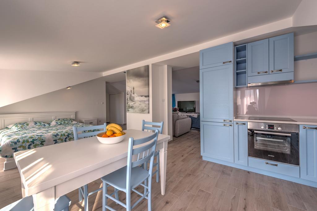 Villa Sandy Apartments Tivat Exterior photo